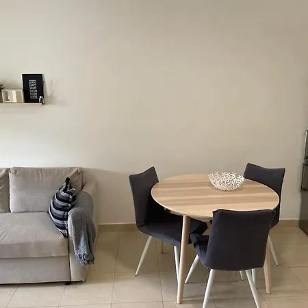 2 Bedrooms With Ocean View Διαμέρισμα