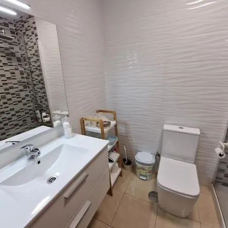 2 Bedrooms With Ocean View 阿德耶